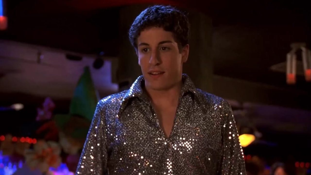Jason Biggs é um dos protagonistas de Mulher Infernal, filme exibido pela Band (foto: Reprodução)