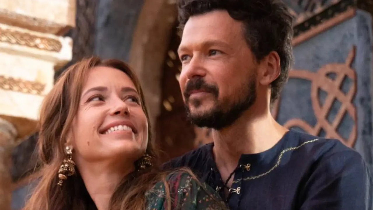 Guilherme Berenguer e Juliana Didone em A Vida de Jó