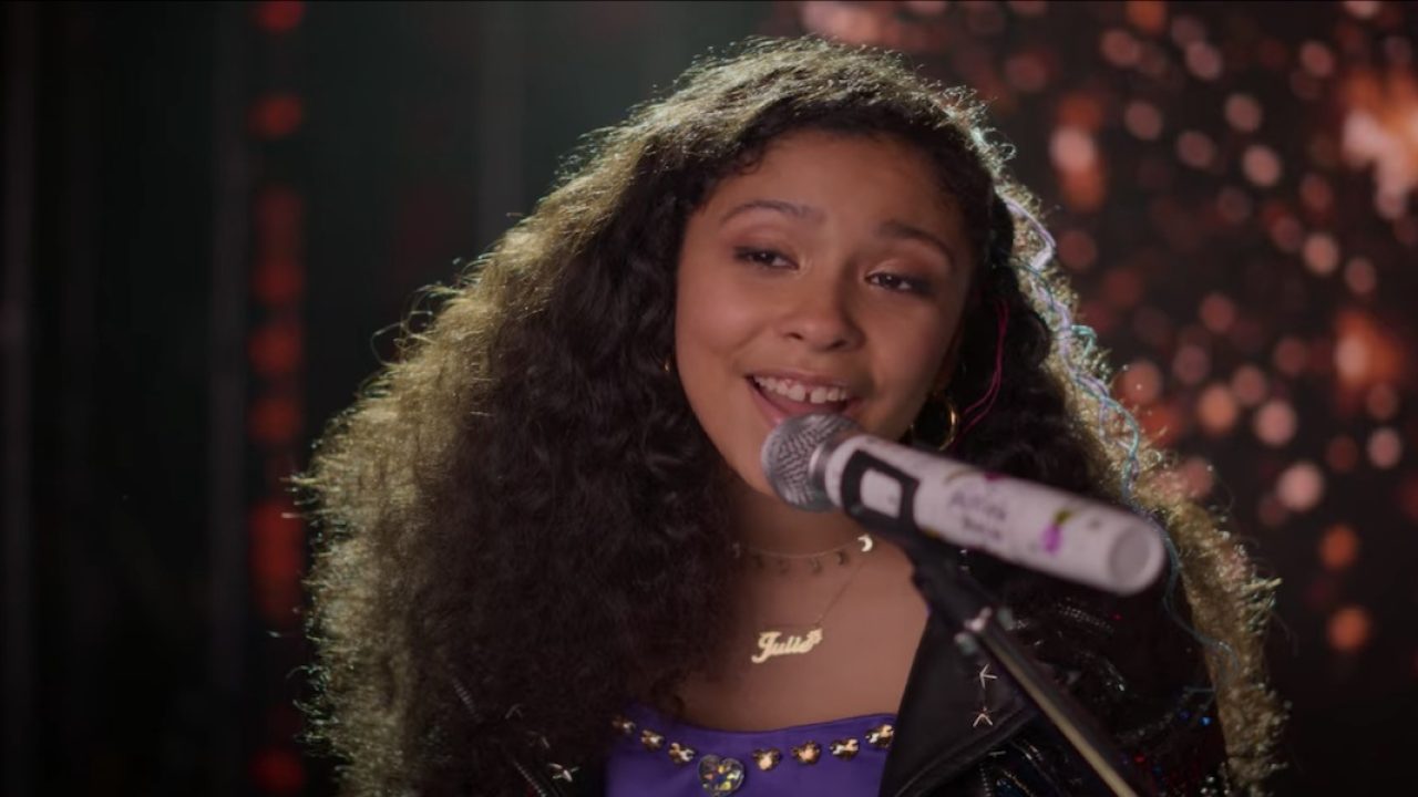 Julie and the phantoms