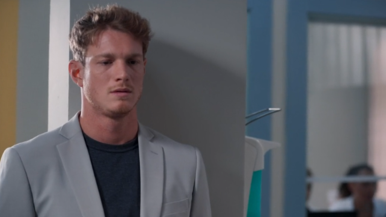 Leonardo confessa a Viviane todo o esquema de Ferette em Três Graças