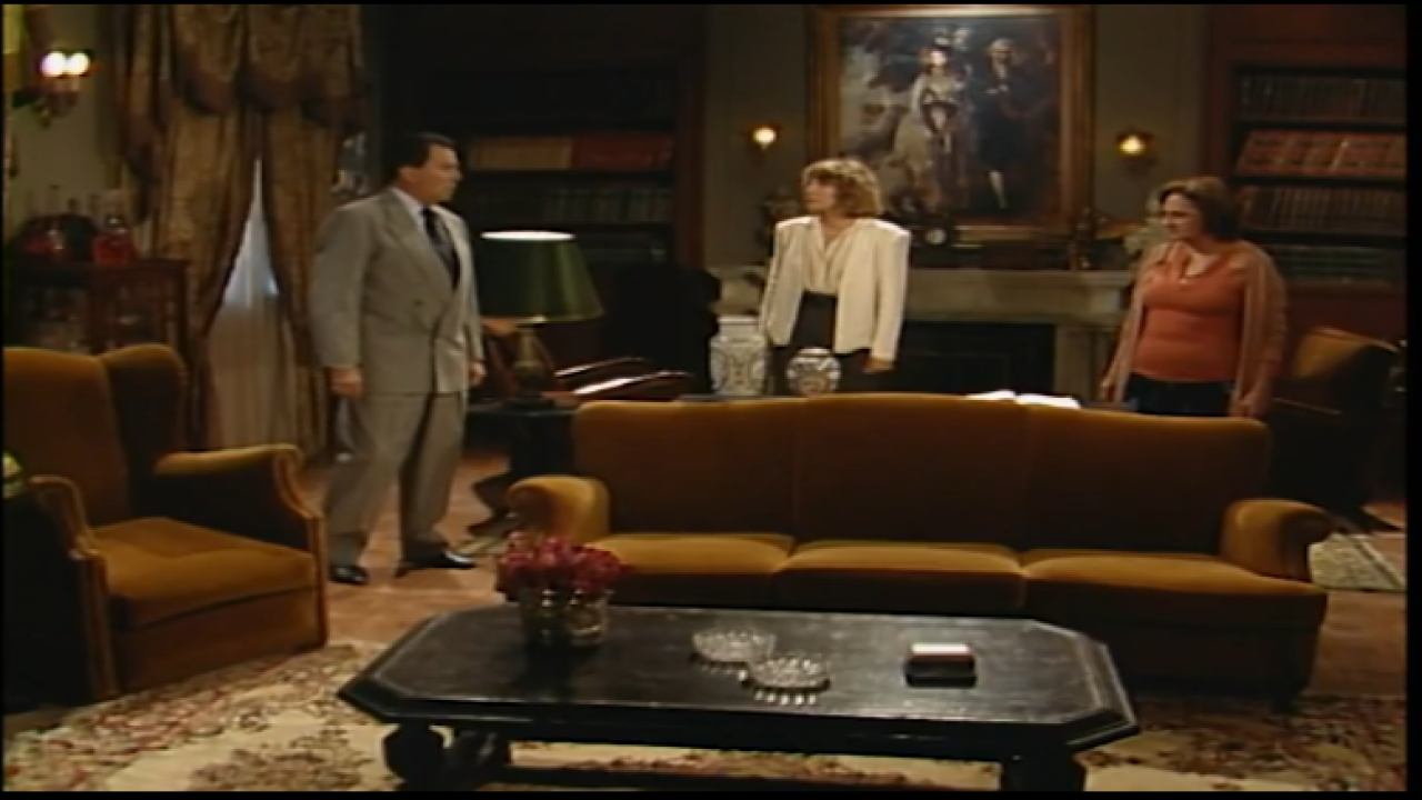 Mariana acha Iolanda e a traz do Rio de Janeiro em Rainha da Sucata