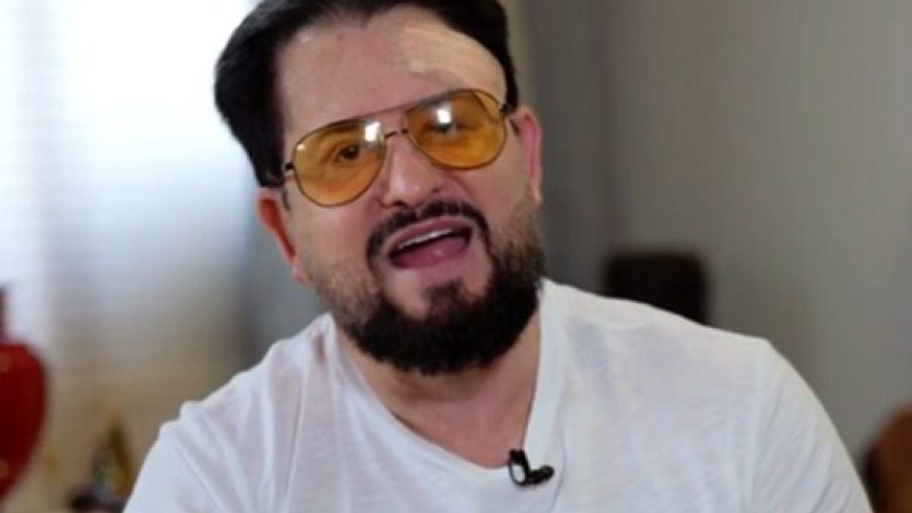 Marrone mostrou machucados depois de queda em show