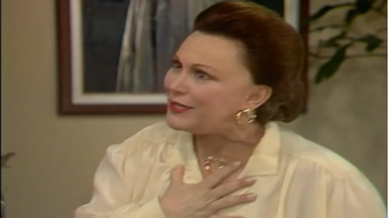 Neiva tenta ajudar Maria do Carmo a comprar as ações dos acionistas em Rainha da Sucata