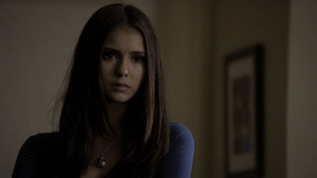 Nina Dobrev em The Vampire Diaries