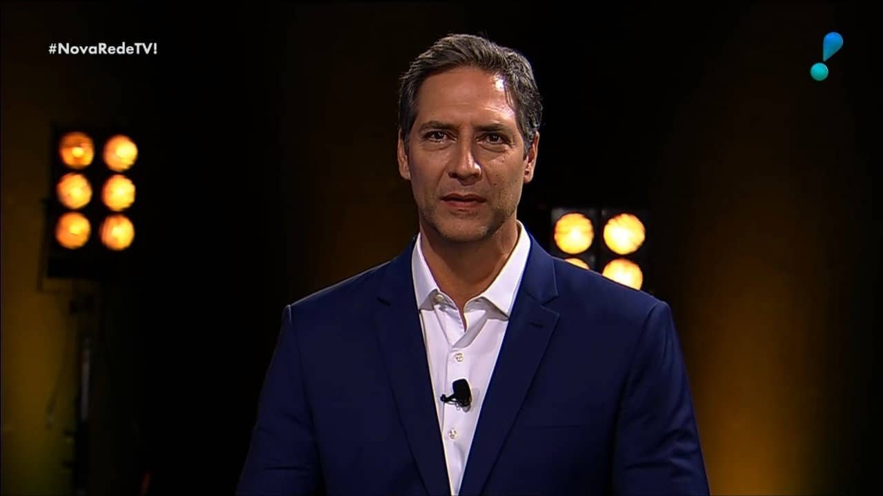 Luís Ernesto Lacombe é um dos destaques da nova programação da RedeTV!: público não deu bola para apresentação das novidades da emissora (foto: Reprodução/RedeTV!)