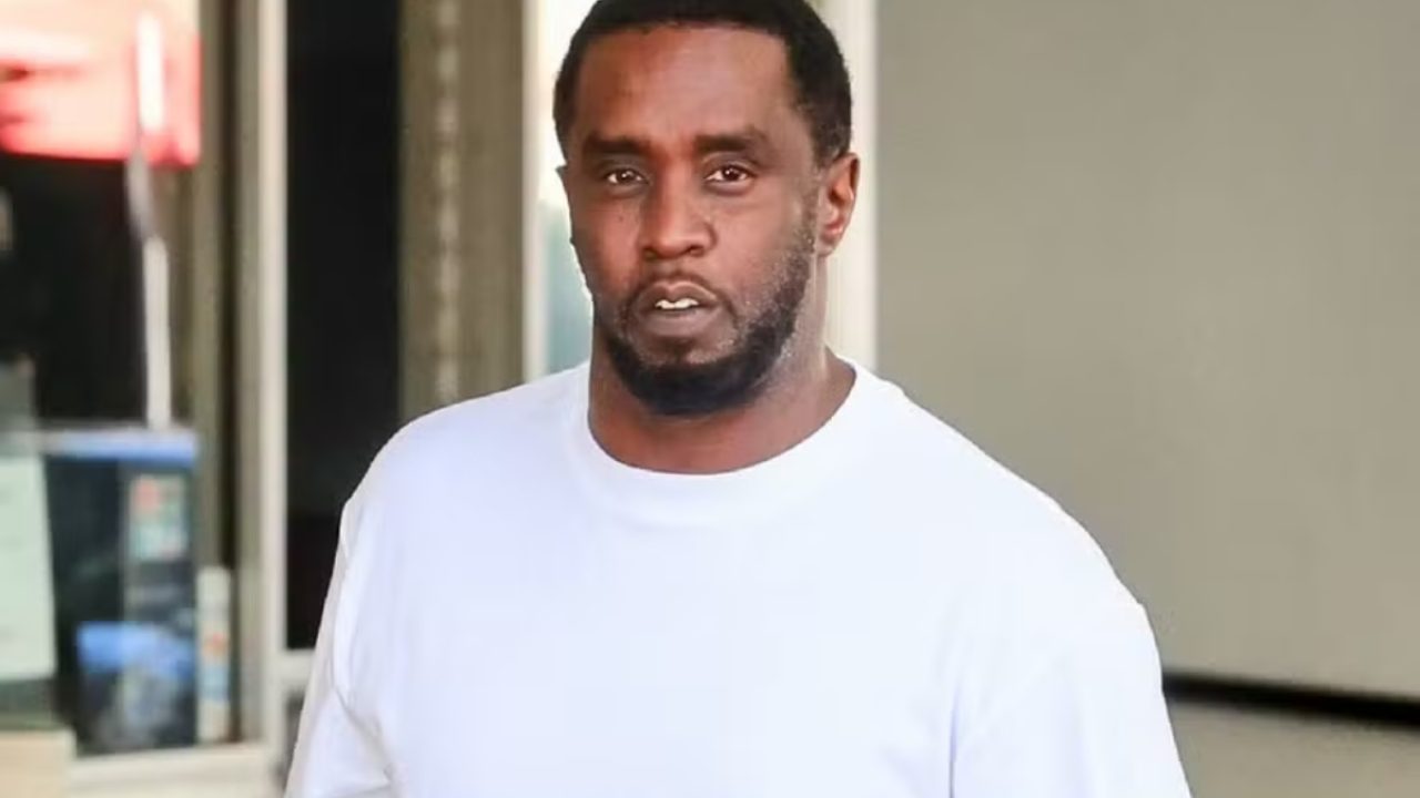 Foto de Sean "Diddy" Combs, que teve a fiança negada pela terceira vez por medo dos juízes com a população. O empresário e artista é acusado de tráfico sexual, extorsão e outros crimes.
