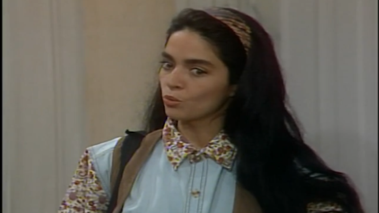 Paula começa a investigar o atentado a Edu em Rainha da Sucata