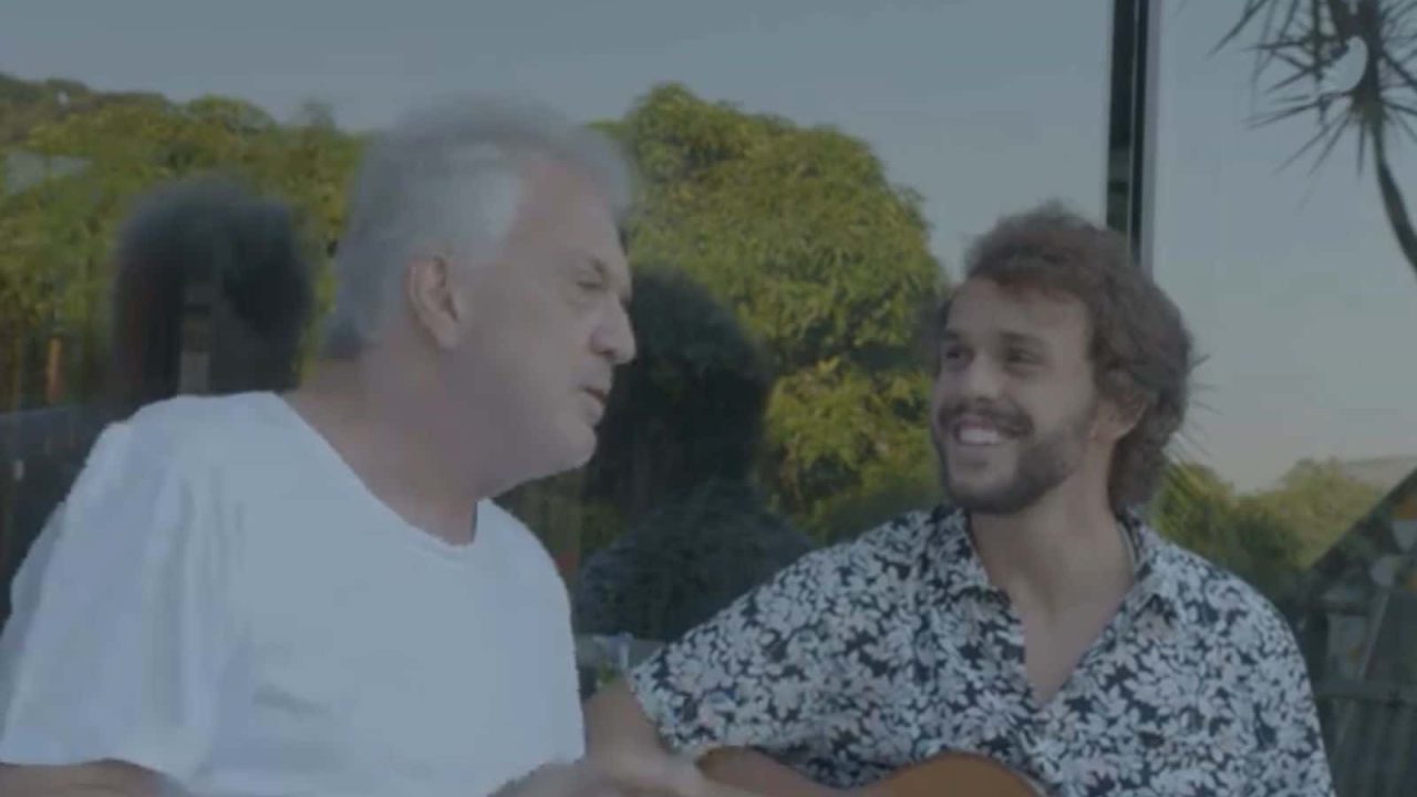Pedro Bial canta com filho em seu primeiro álbum