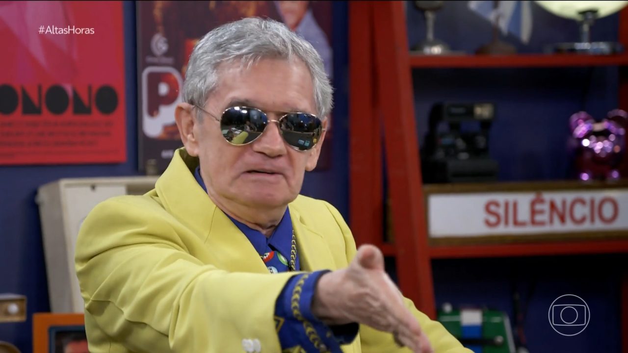 Foto de Serginho Groisman em quadro do programa Altas Horas