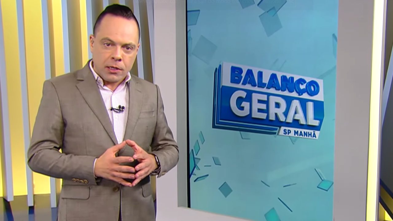 Foto de Thiago Gardinali no estúdio do Balanço Geral Manhã, exibido pela Record